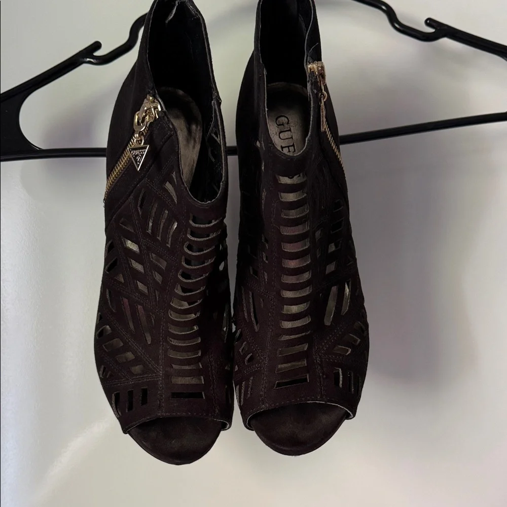 Guess Women's Black Cutout Heels - Picture 2 of 11